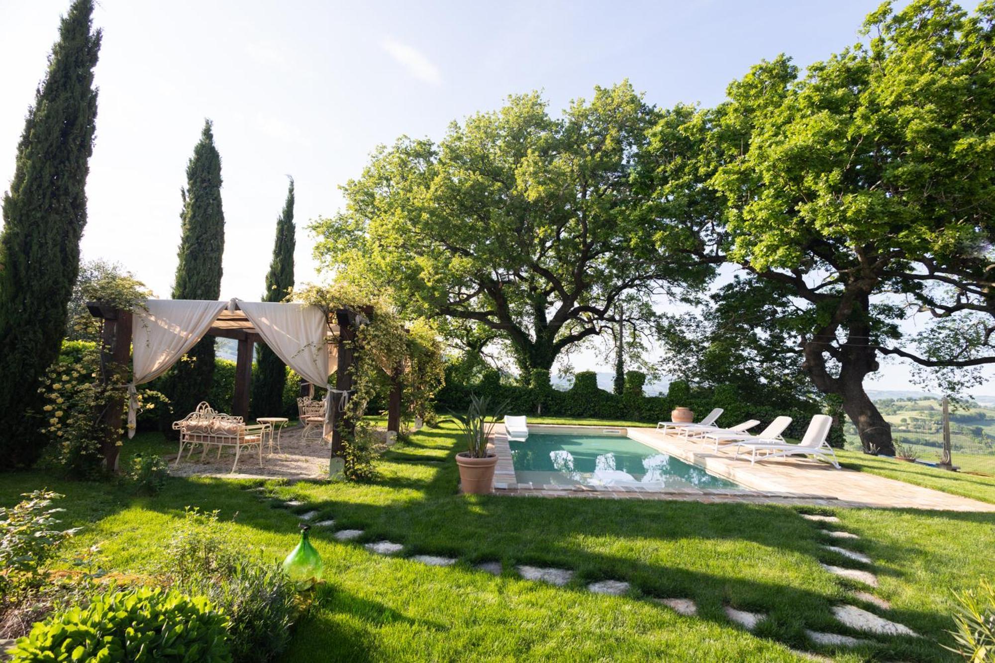 Ca' Le Cerque, Villa Surrounded By The Marche Nature Фоссомброне Екстер'єр фото